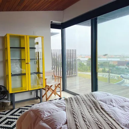 Quaint, Chic And Artistic Seaside Villa Villa